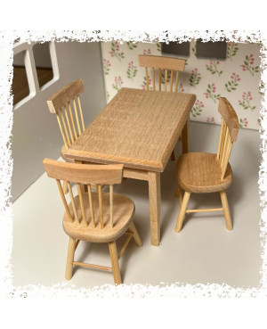 Juego de mesa y sillas madera